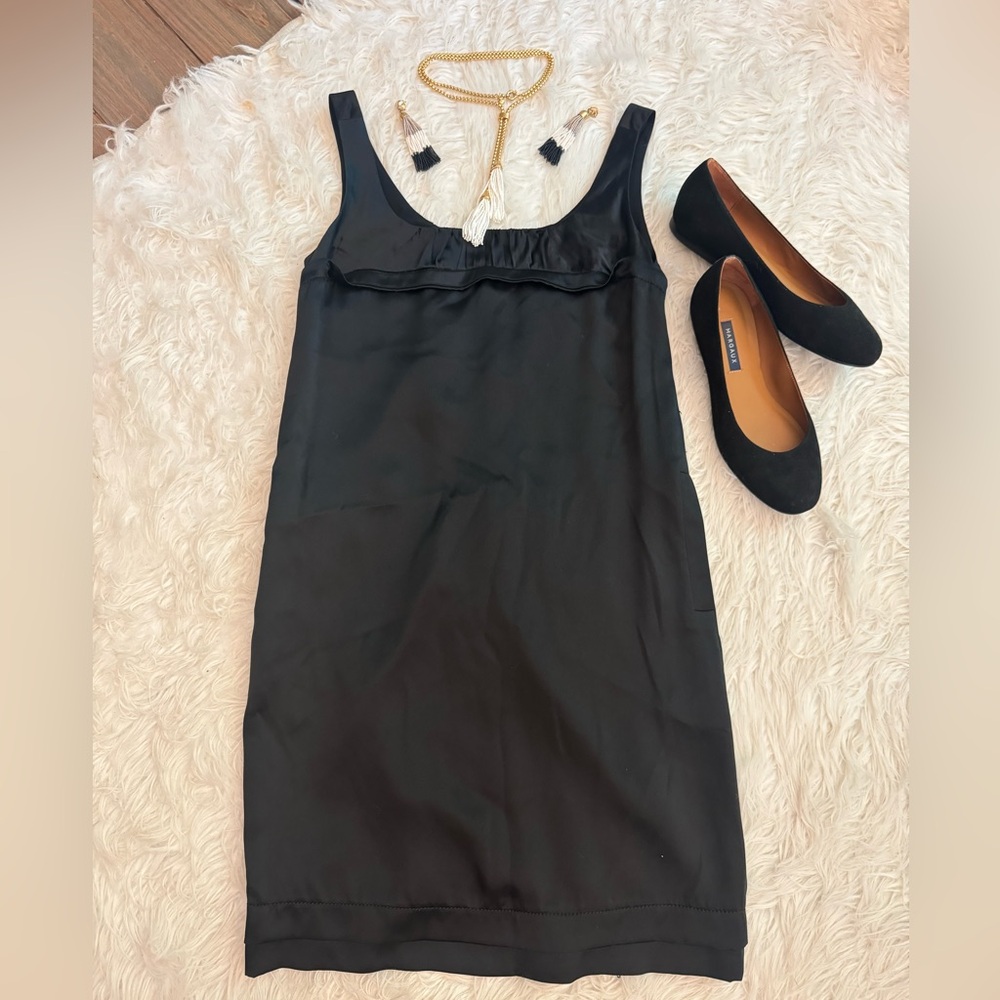 Black silk Lavender label by Vera Wang